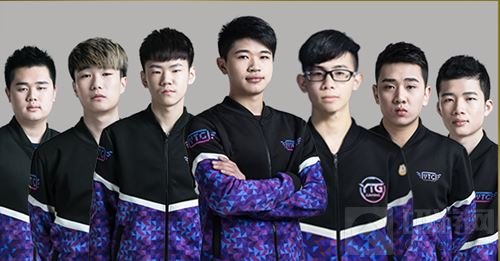 德选择在一 德选择在一