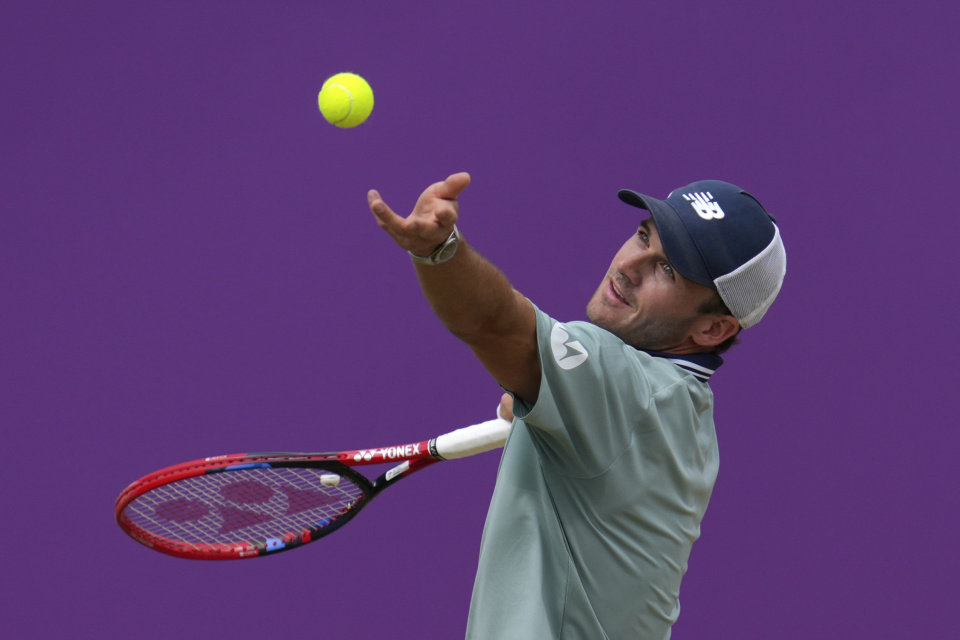 以迅猛的进 以迅猛的进