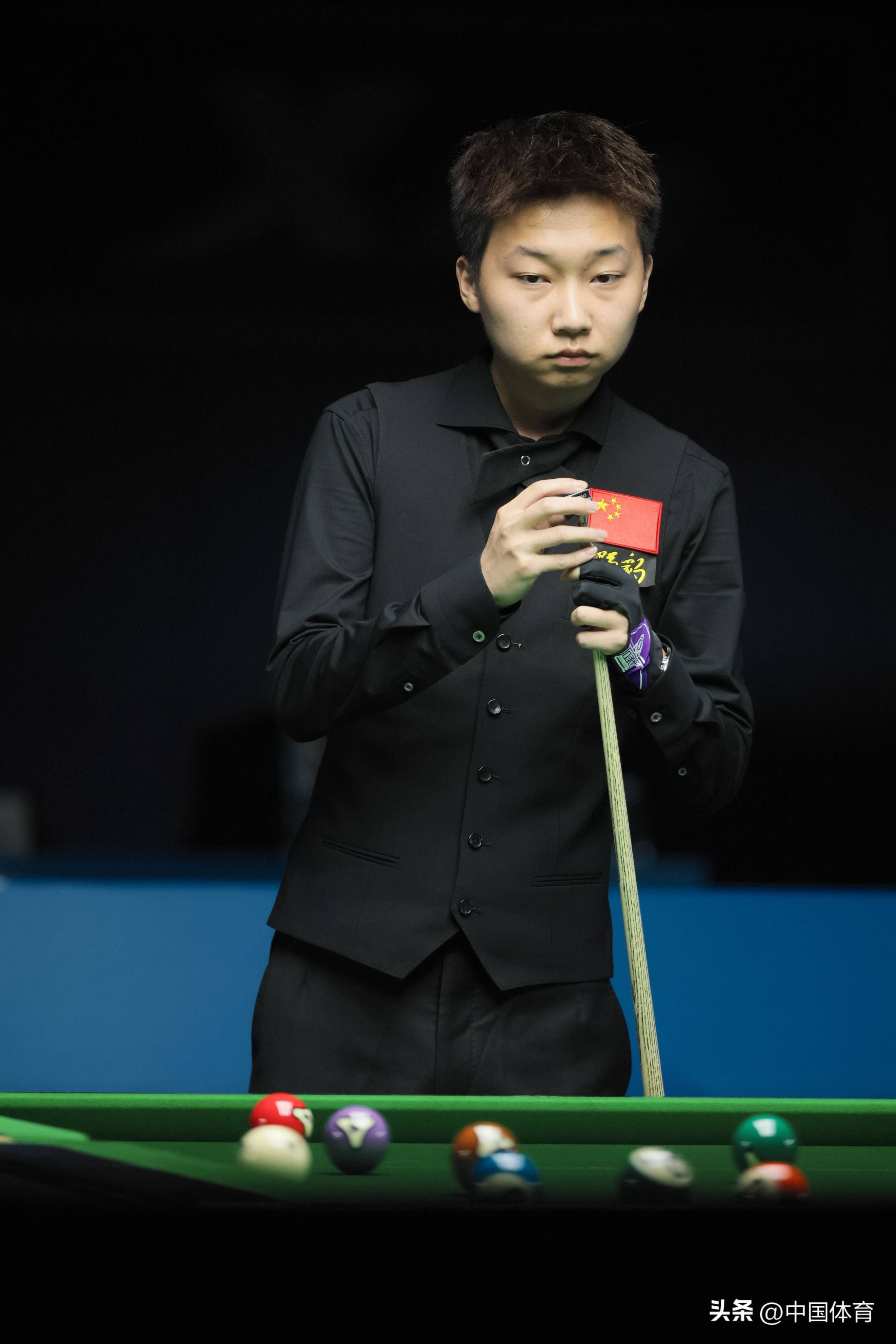 愿意与年轻 愿意与年轻