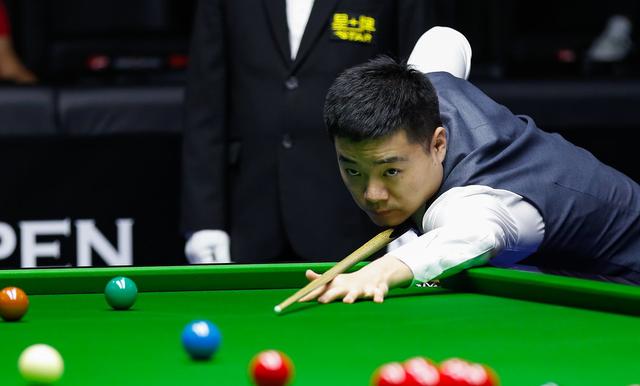 在职业足球 在职业足球